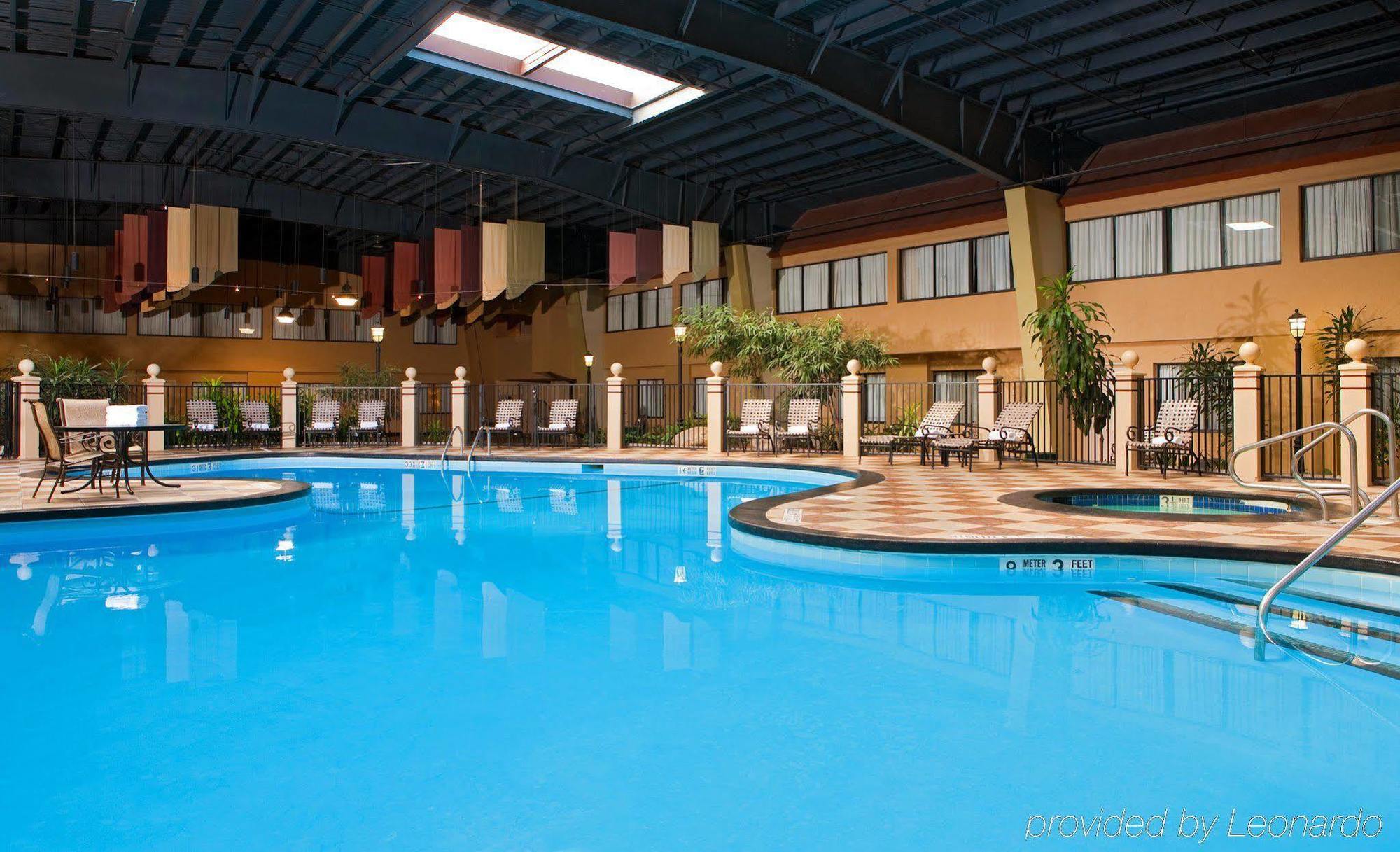 Red Lion Hotel Άλμπανι Ανέσεις φωτογραφία